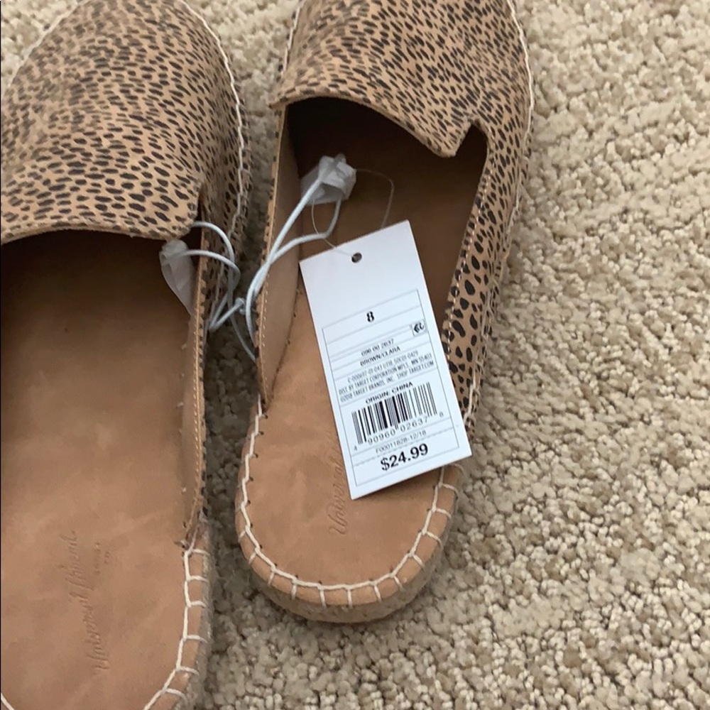 Shoes - Picture 3 of 3